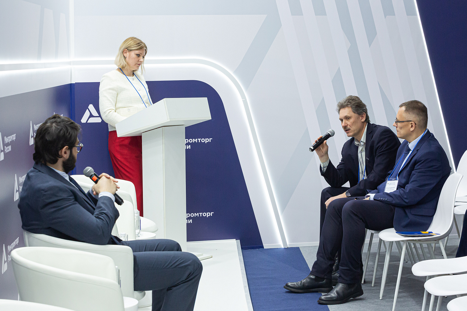 АШК представил шины на международной выставке в Москве